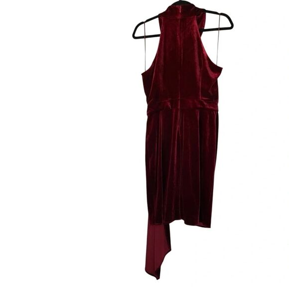 Belle Badgley Mischka Burgundy Halter Sheath asymmetrical Cocktail Dress. Size 6 - Picture 6 of 16